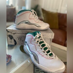 Air Jordans 10  Retro Wings